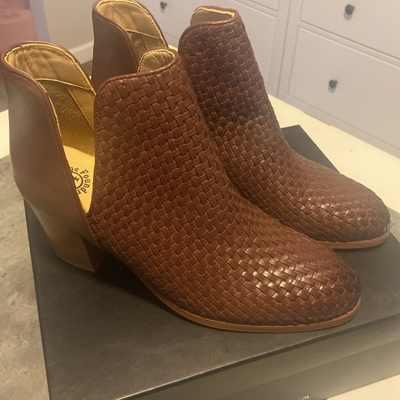 Vintage Foundry Company Leather Skylar Booties, Size 9, NIB - Picture 2 of 10